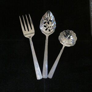 Pfaltzgraff Naturewood Set of 3 Stainless Serving Pieces